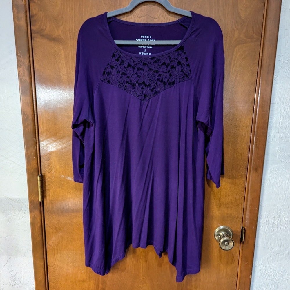 Torrid purple super soft knit lace panel long blouse shirt size 1